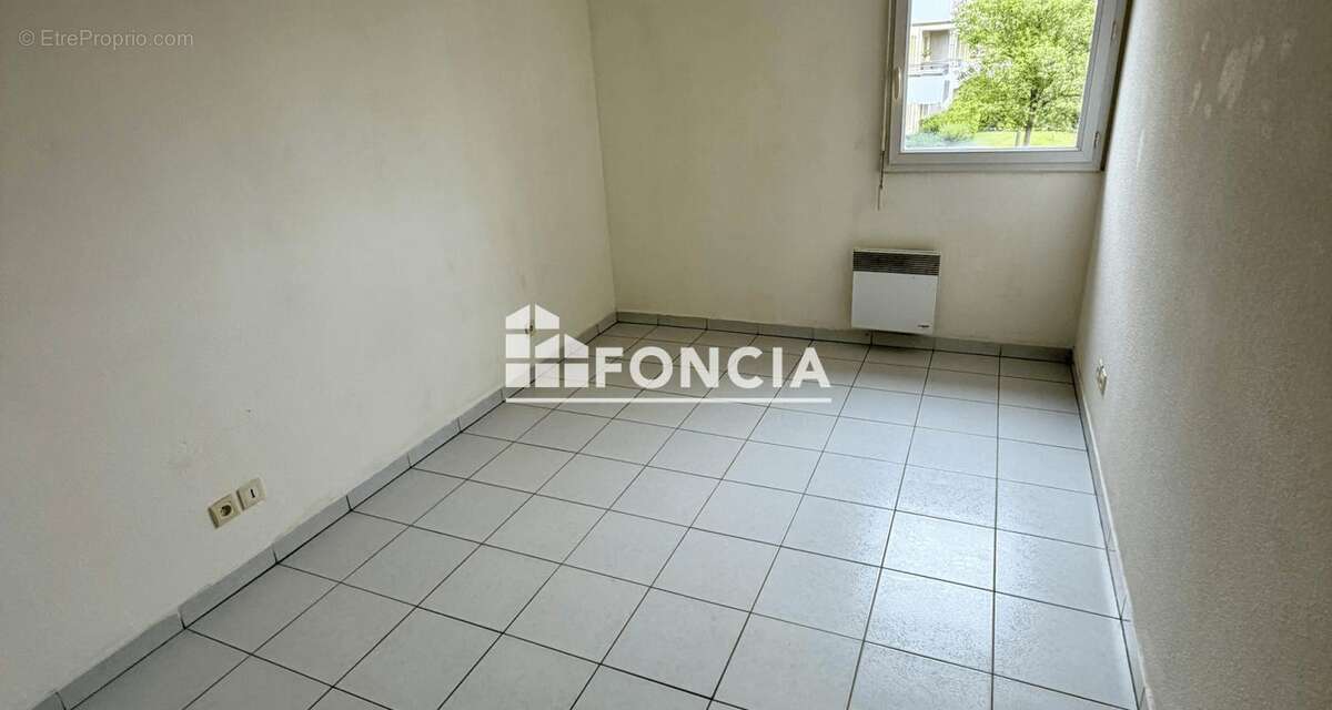Appartement à MONTIGNY-EN-GOHELLE
