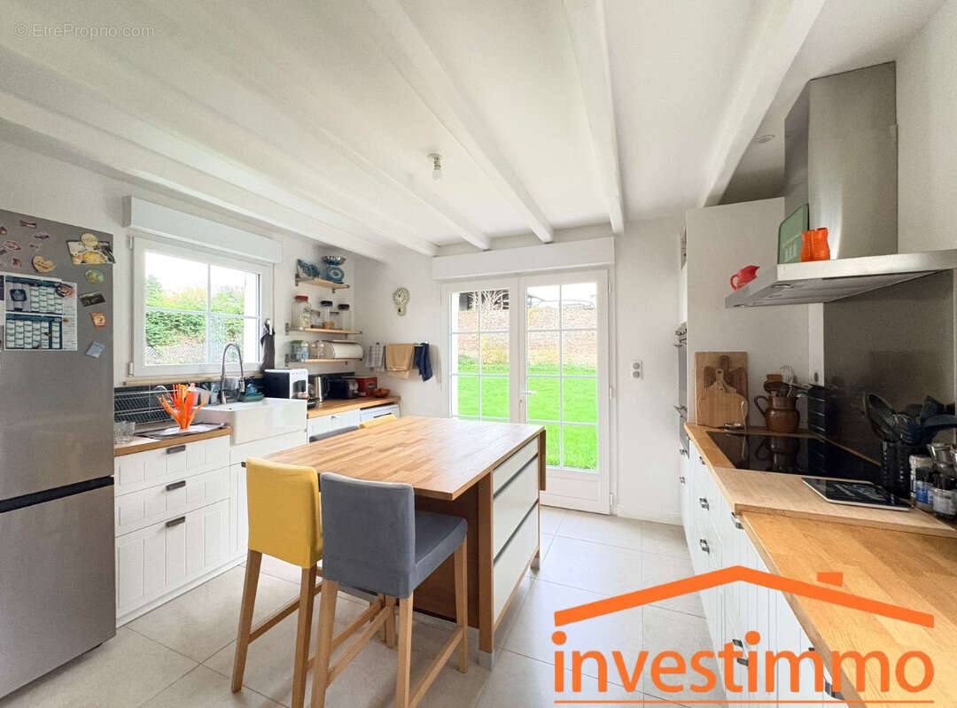 Maison à SAINT-ETIENNE-AU-MONT