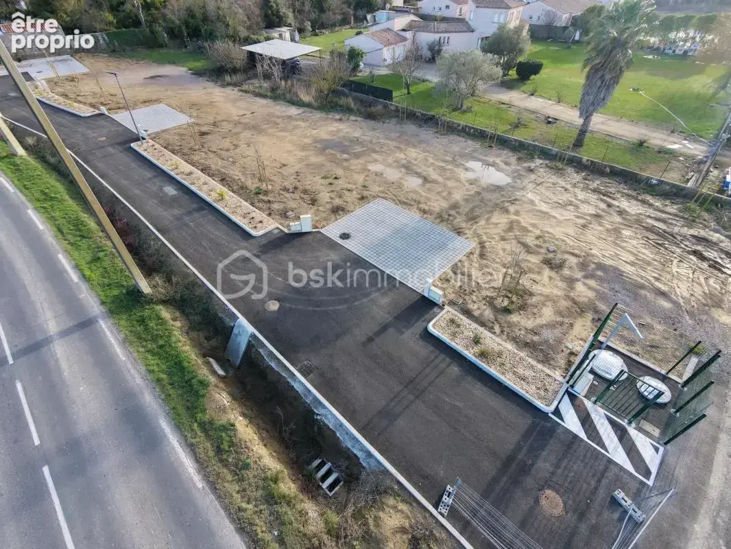 Terrain à bâtir – 263 m² – Libre constructeur - photo 2