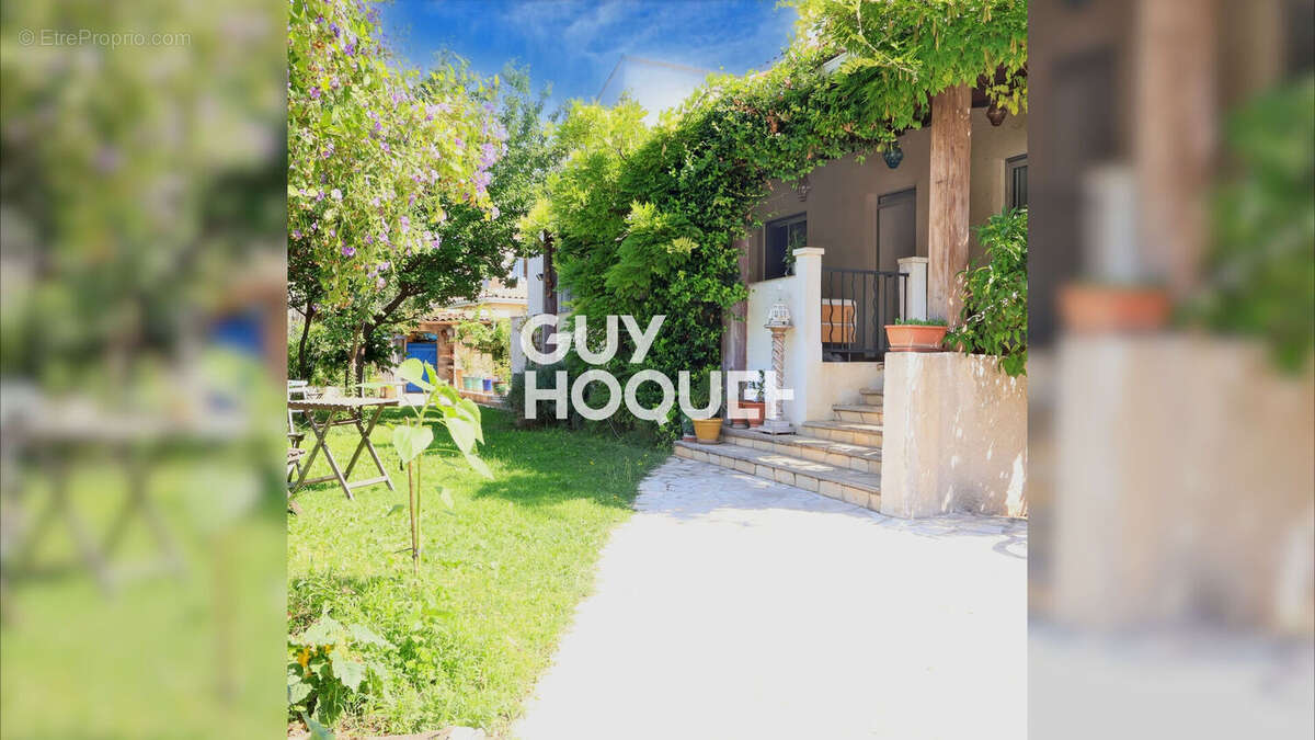 Maison à MAUGUIO