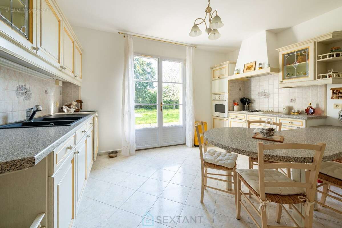 Maison à CHAILLY-EN-BIERE