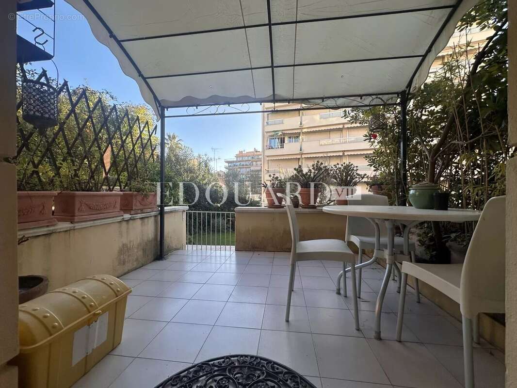 Appartement à MENTON