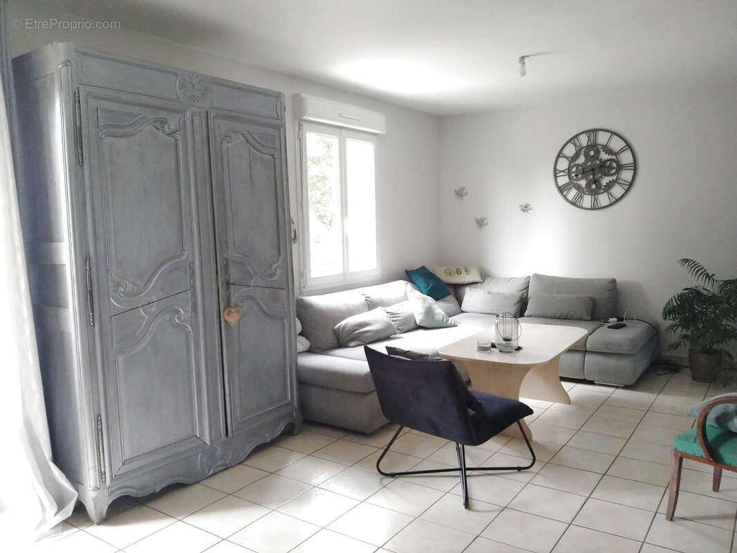 Maison à SAINT-CALAIS-DU-DESERT