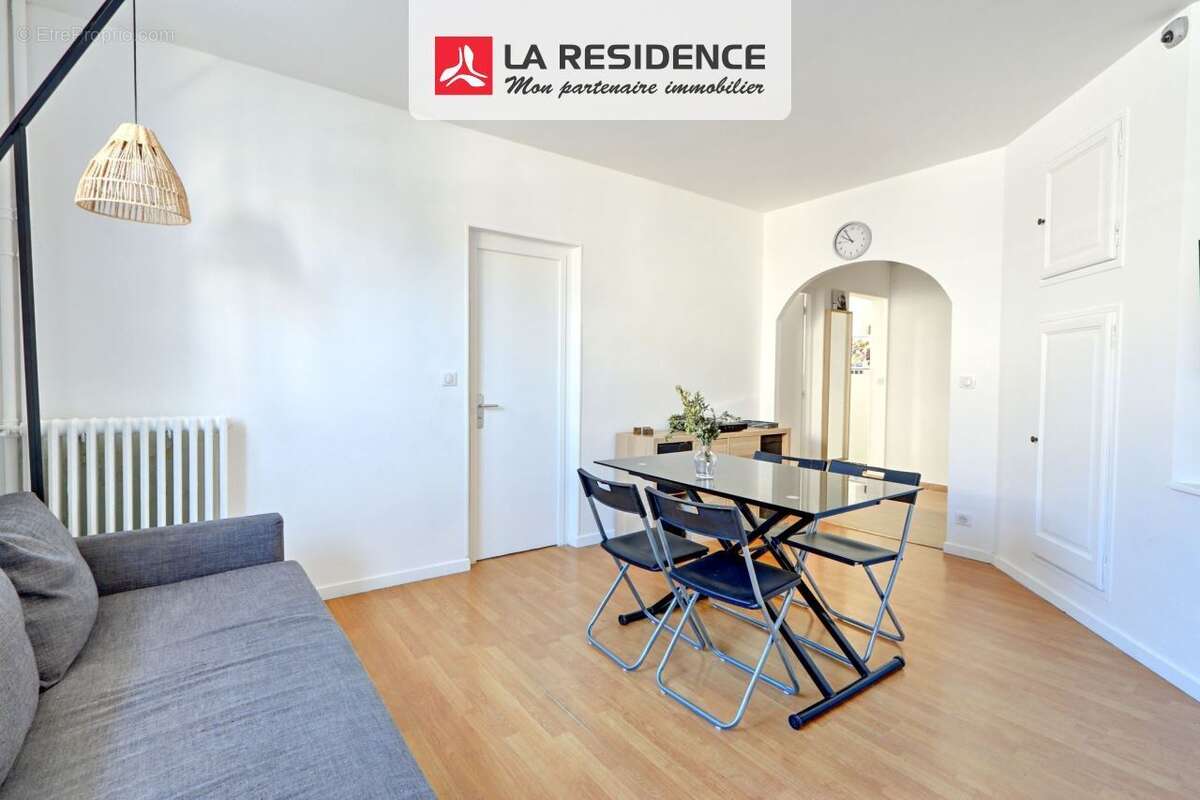 Appartement à COLOMBES