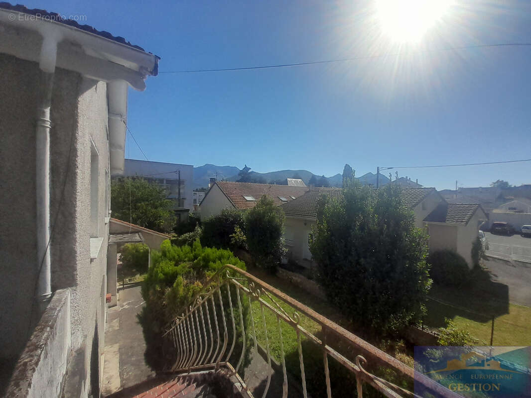 Maison à LOURDES