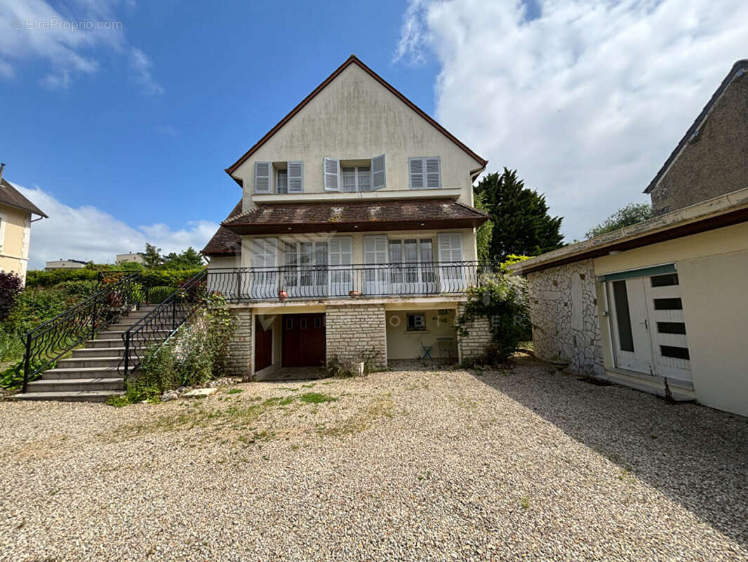 Maison à TONNERRE