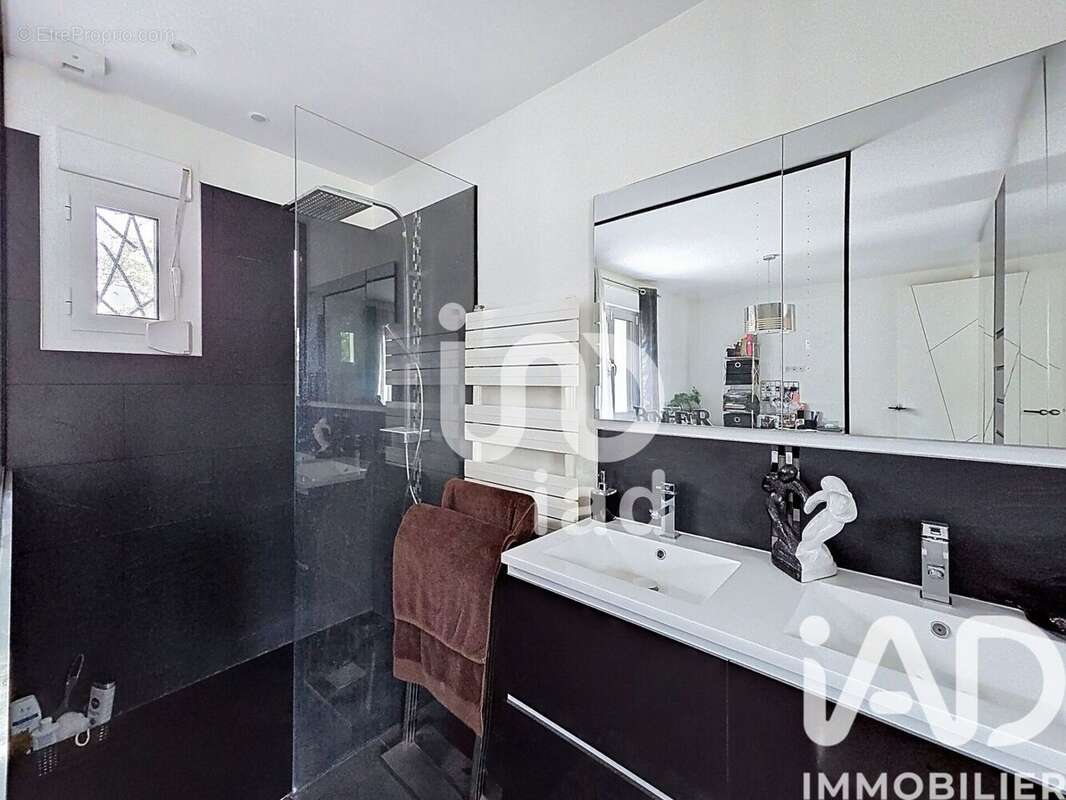 Photo 7 - Maison à GRETZ-ARMAINVILLIERS