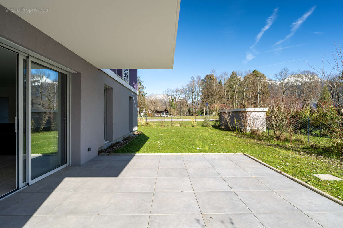 Appartement à SAINT-JORIOZ