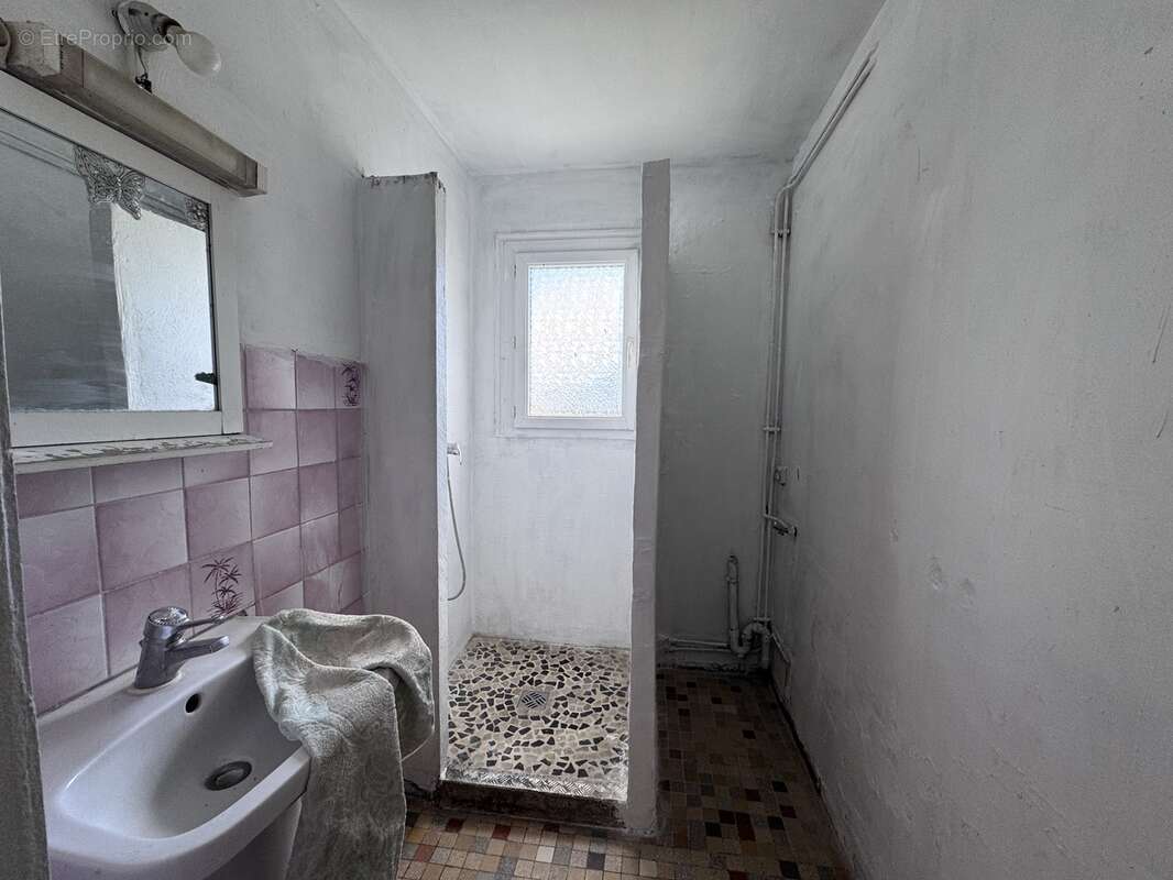 Maison 65 m² à Montguyon  - photo 30