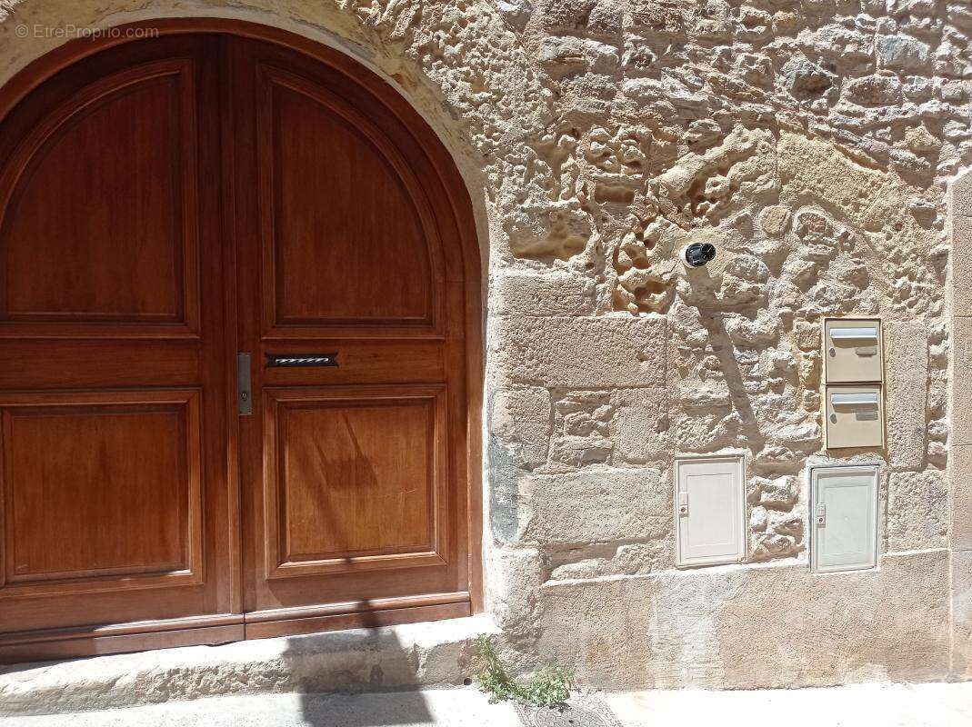 Maison à BAGNOLS-SUR-CEZE