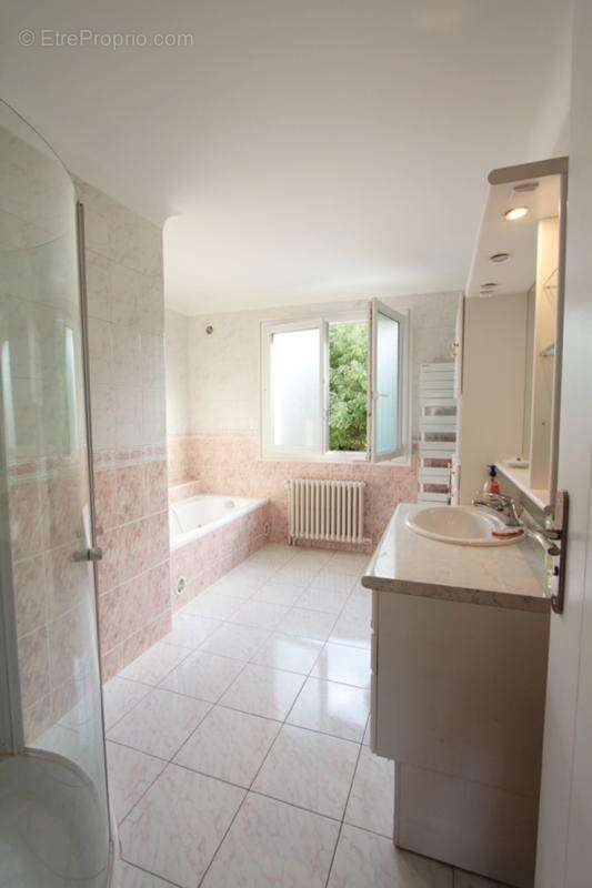 Maison à FONTENAY-AUX-ROSES