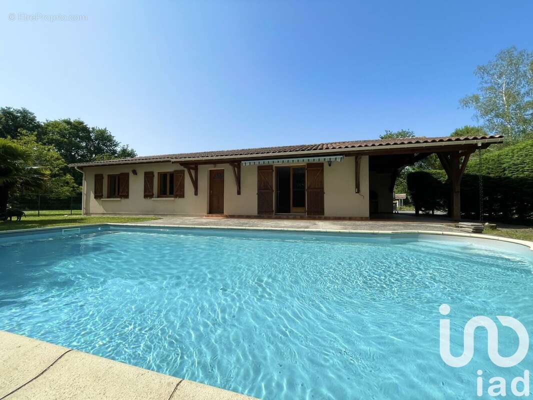 Photo 4 - Maison à VENDAYS-MONTALIVET