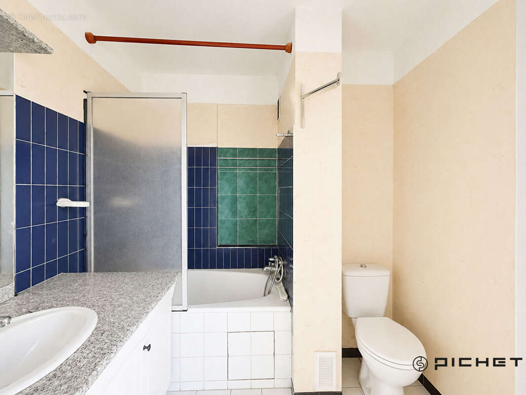 Deux pièces avec large balcon vue mer et stationnement - La Calade - photo 6