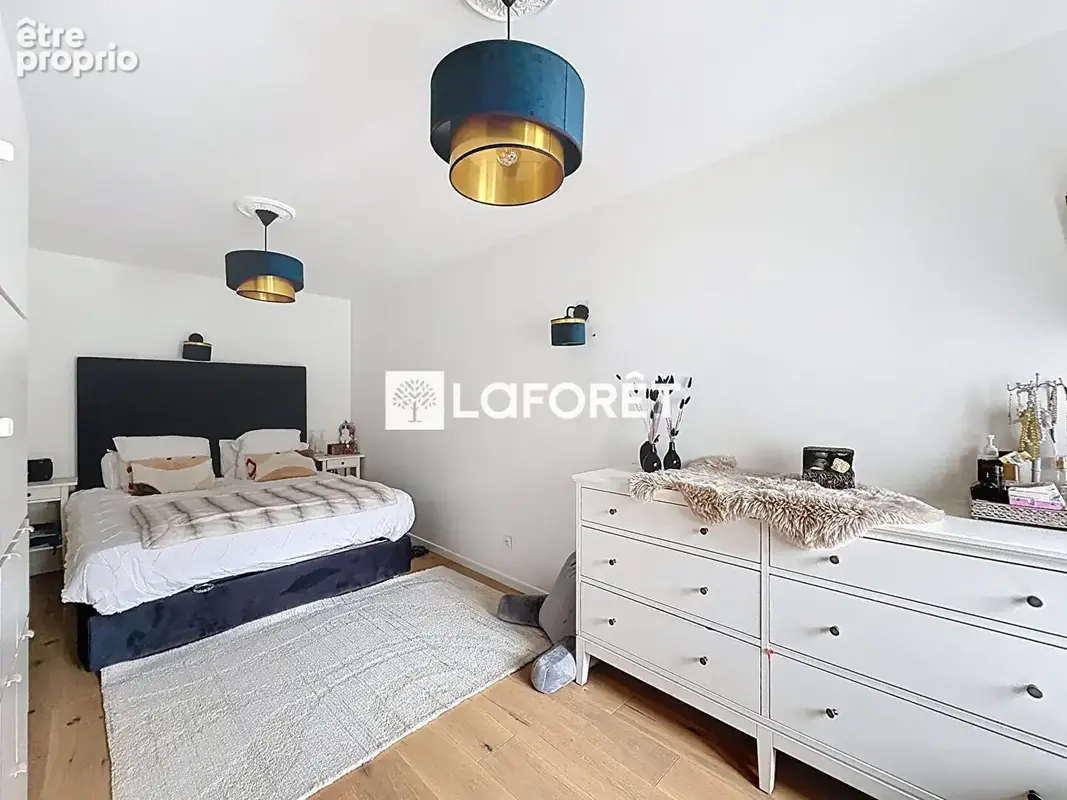 Superbe maison contemporaine de 250 m² située à Montesson, à seulement 15 minutes du RER de Sartrouville. - photo 9