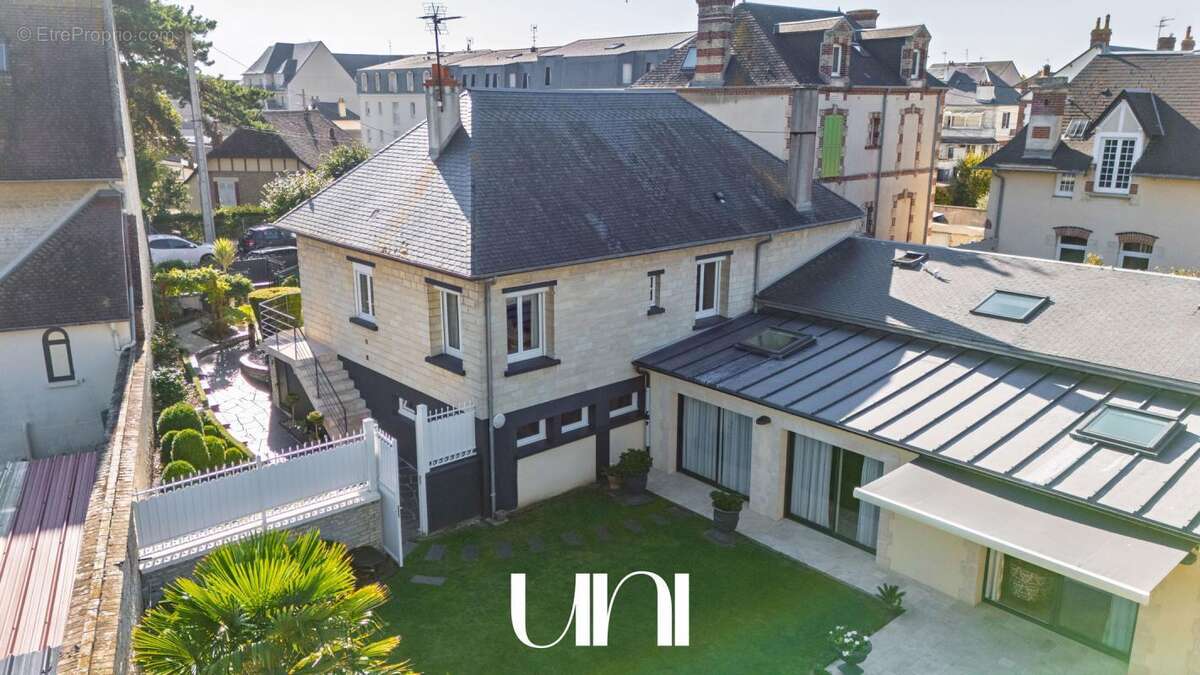 Maison à OUISTREHAM