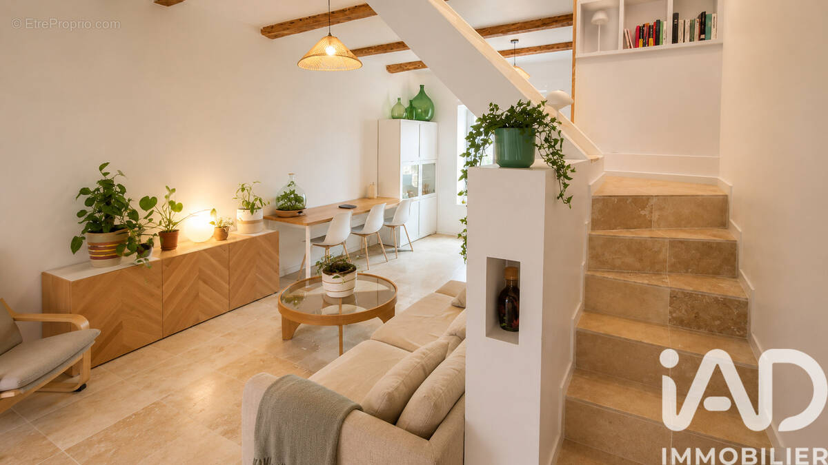 Photo 1 - Maison à MIRAMAS