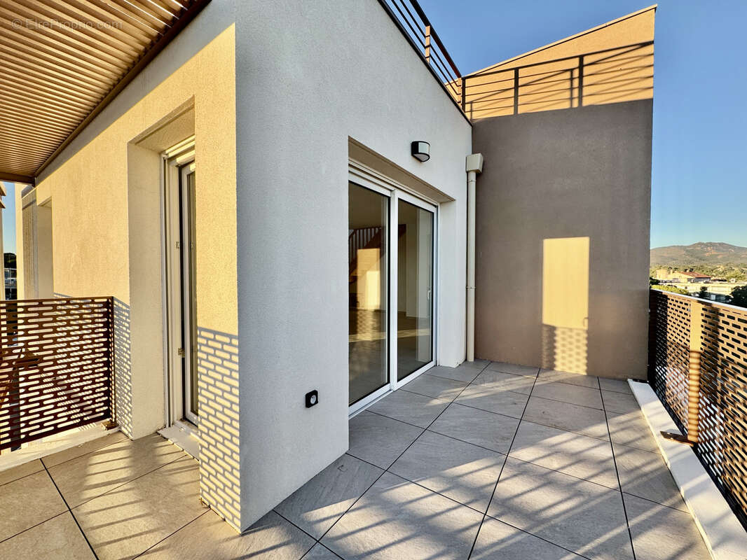 Appartement à FREJUS