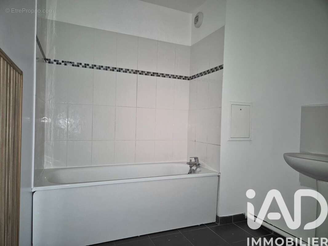 Photo 9 - Appartement à SAINT-PIERRE-DU-PERRAY
