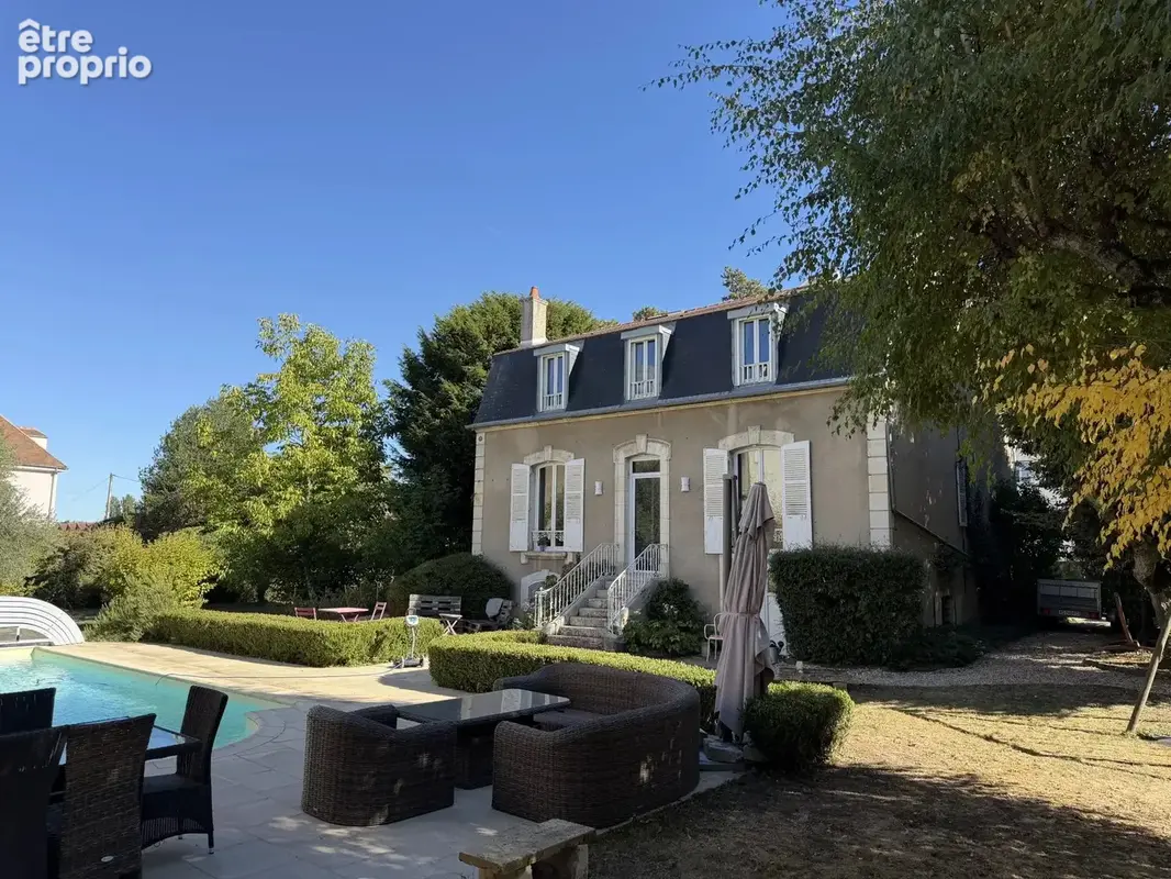 Exclusif auxerre proche centre propriete 7 pieces 225 m² - photo 17
