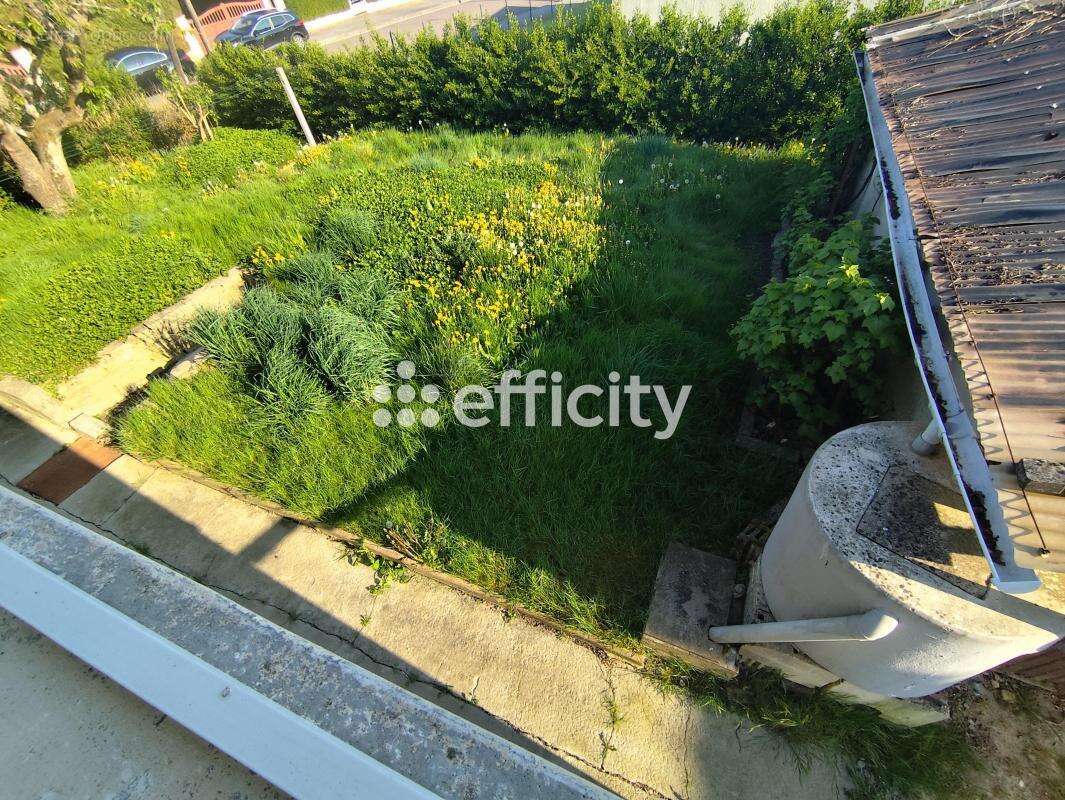 Maison à SAINTE-GAUBURGE-SAINTE-COLOMBE