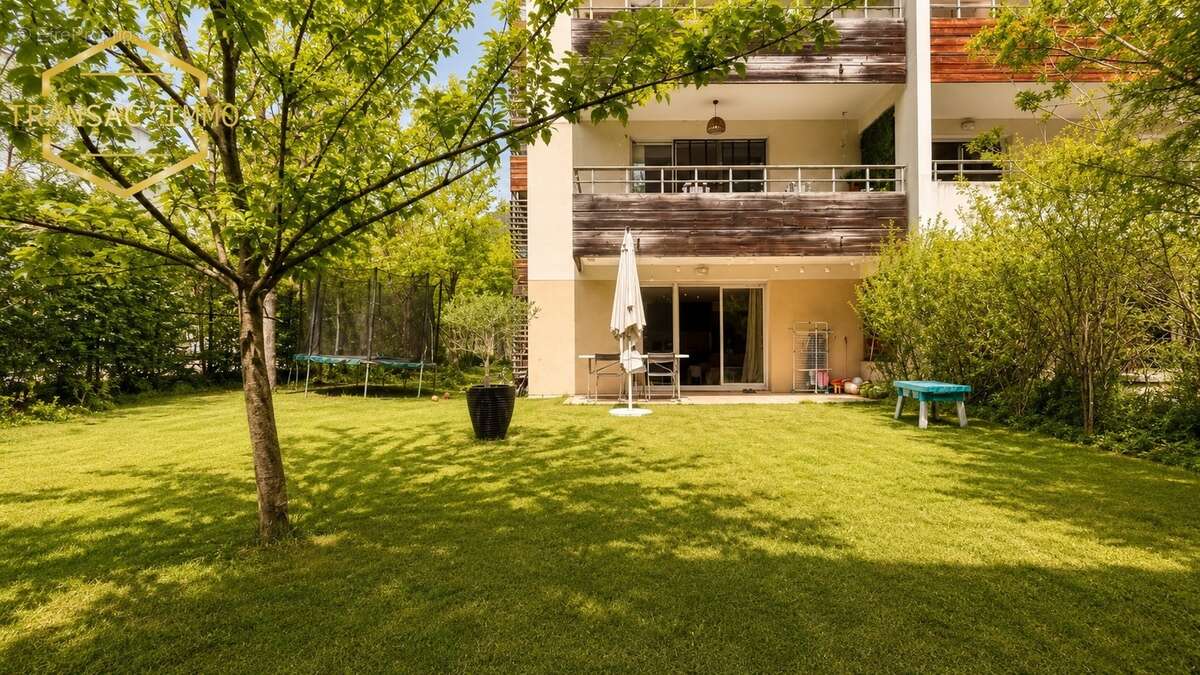 Appartement 84 m² à Meylan  - photo 2