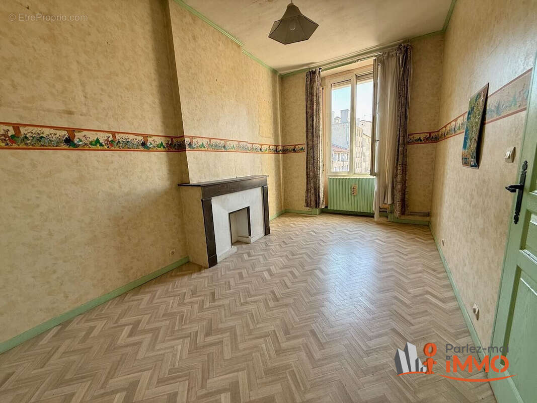 Appartement 100 m² à Saint-Etienne  - photo 7