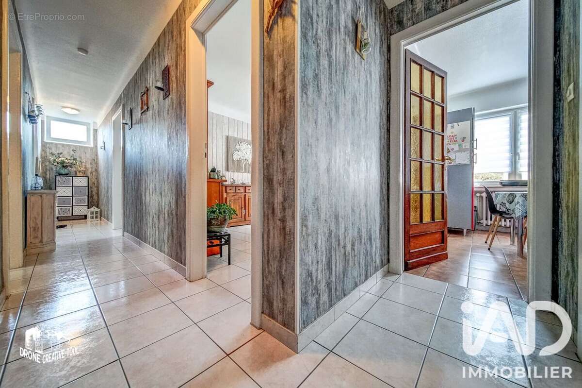 Photo 9 - Appartement à VITRY-SUR-ORNE