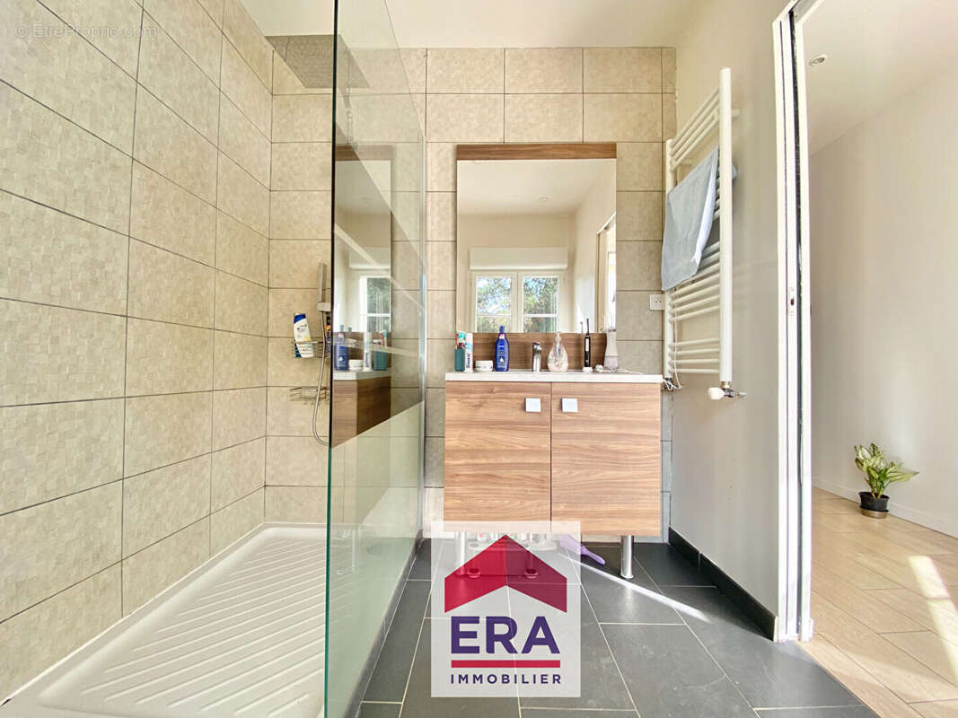 Maison à SARTROUVILLE