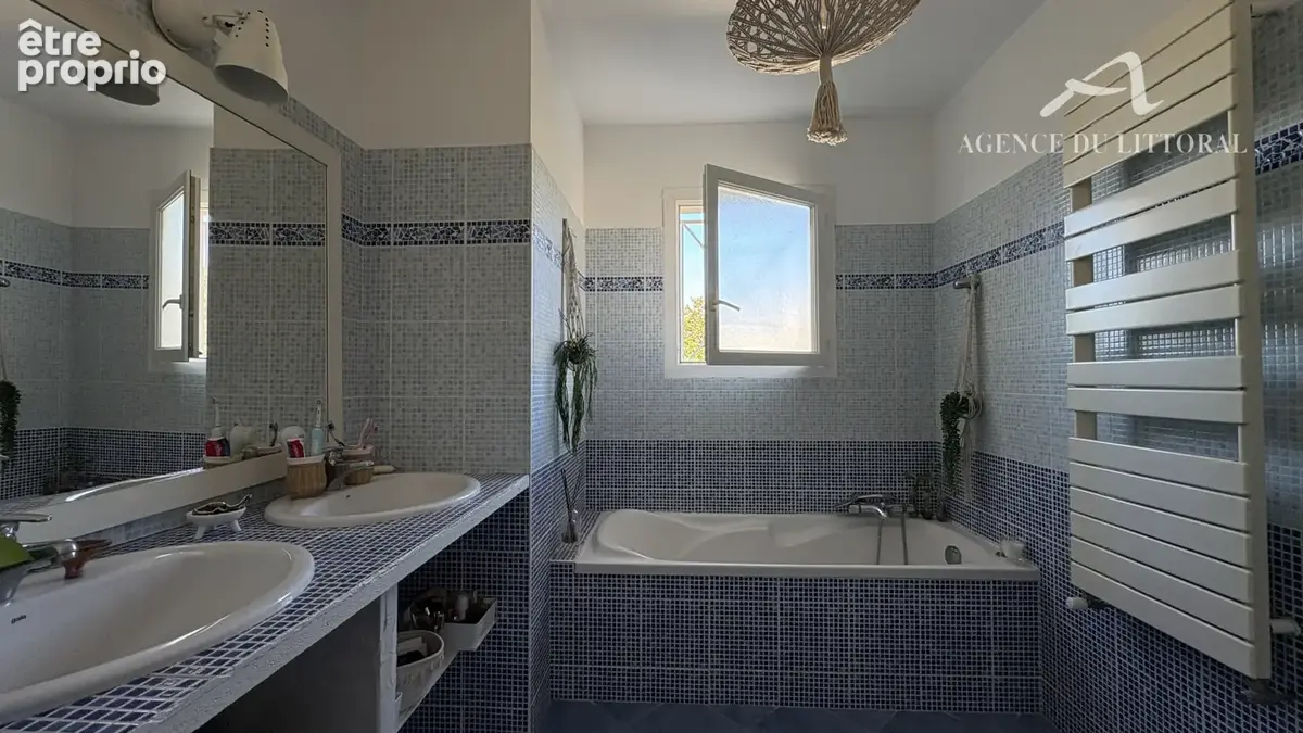 Maison 4 pièces 112,50 m2 LANTON - photo 11