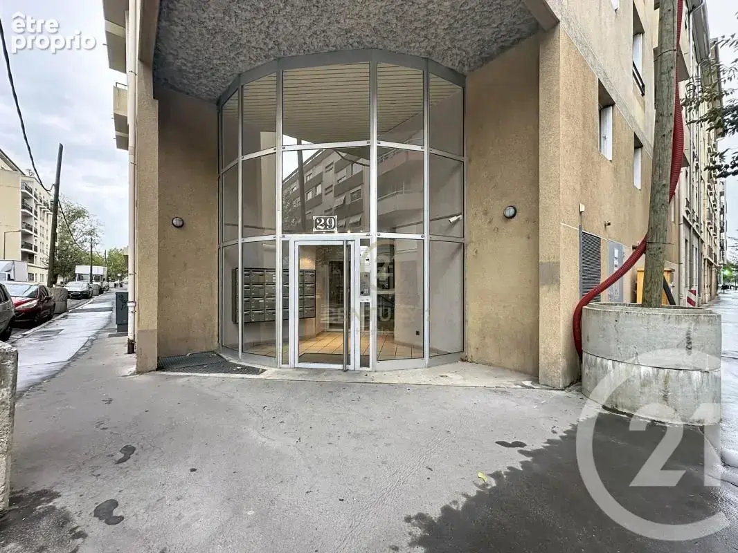 Appartement 2 pièces 64 m² à vendre à Villeurbanne (69100) - photo 7
