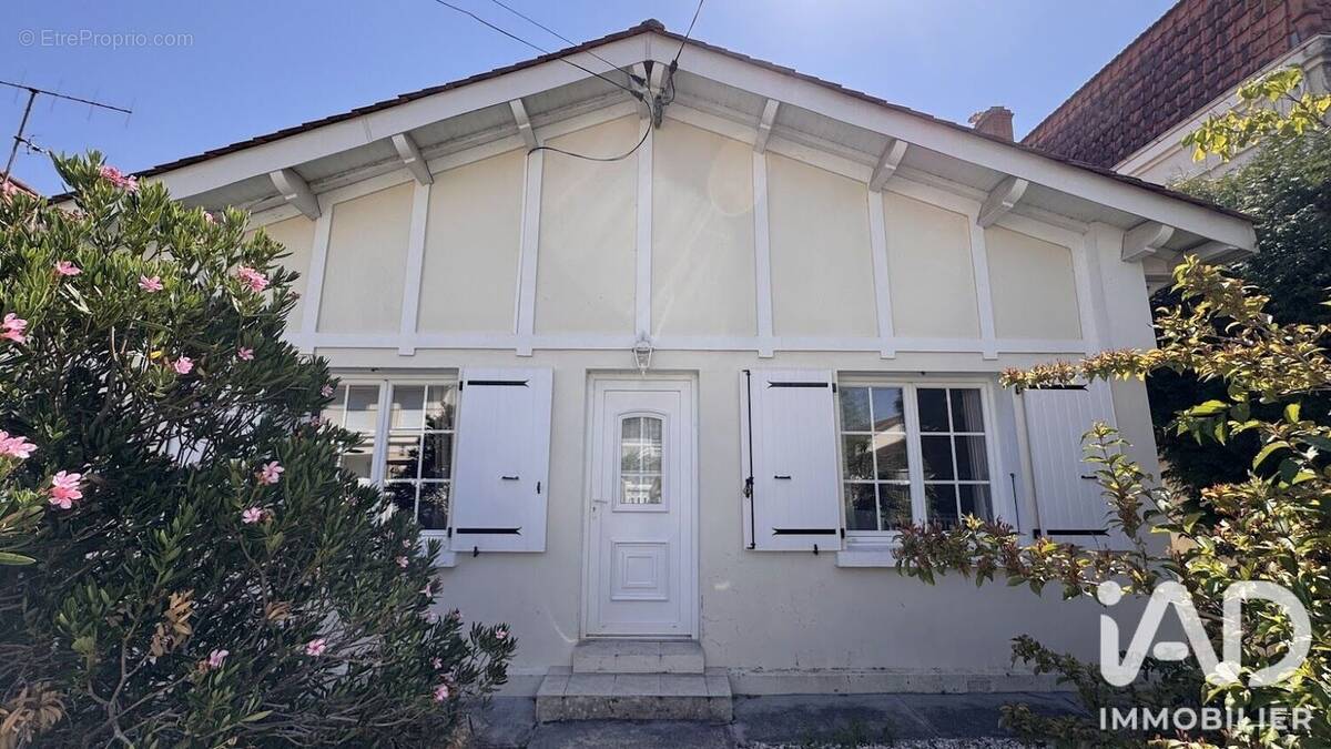 Photo 1 - Maison à ANGOULEME