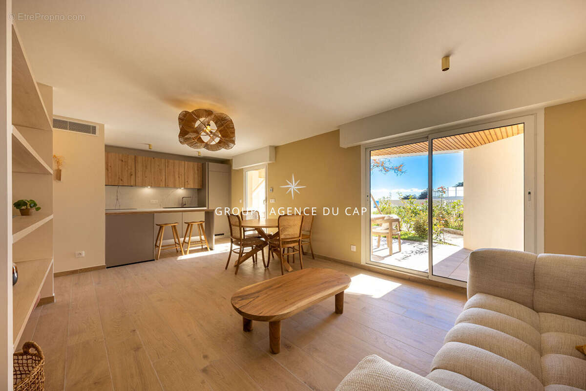 Appartement à SAINT-RAPHAEL