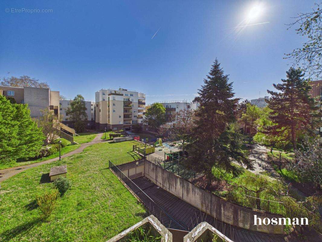 Appartement à FONTENAY-SOUS-BOIS