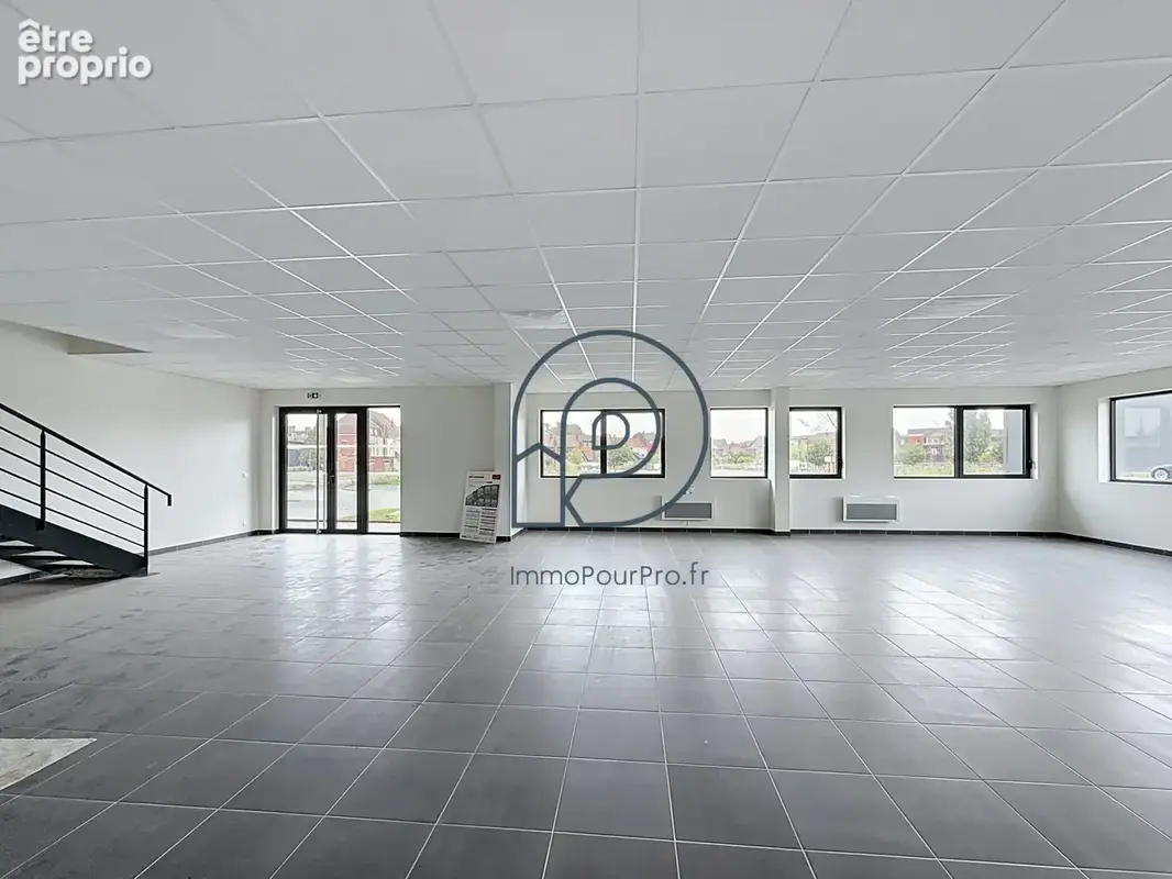 Commerce 564 m² à vendre à Tourcoing (59200) - photo 3