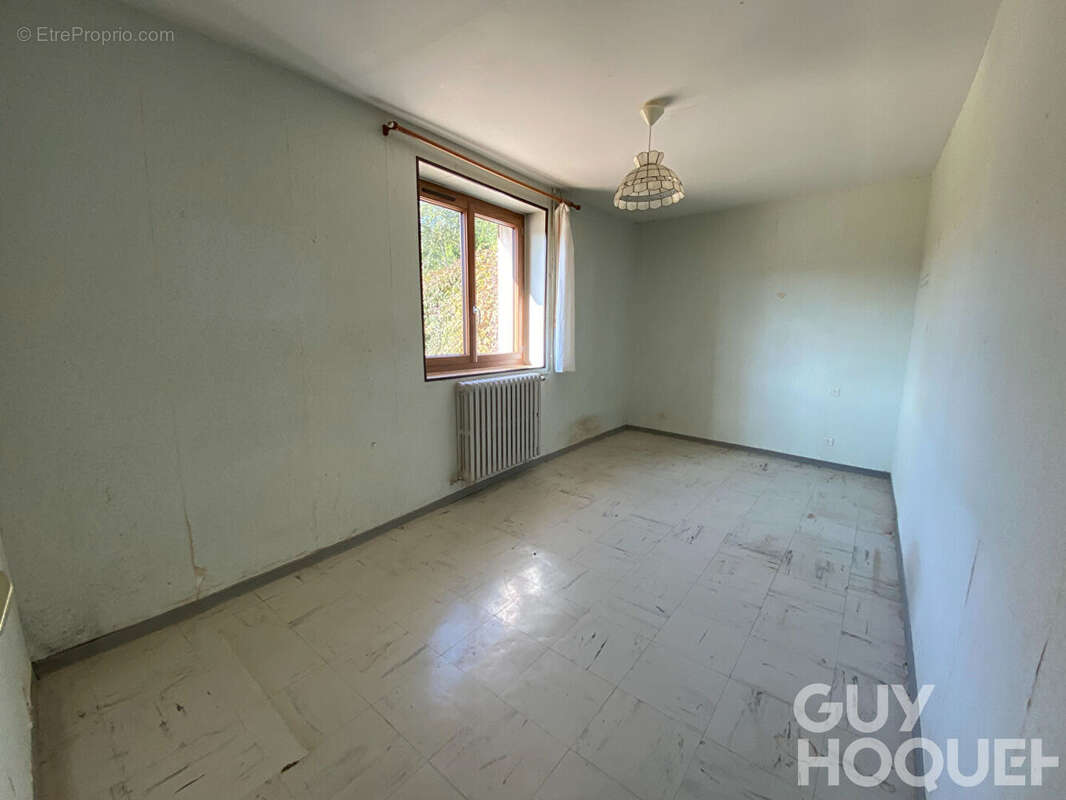 Maison à BAZOCHES-EN-DUNOIS