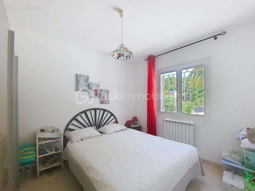 Maison à SIX-FOURS-LES-PLAGES