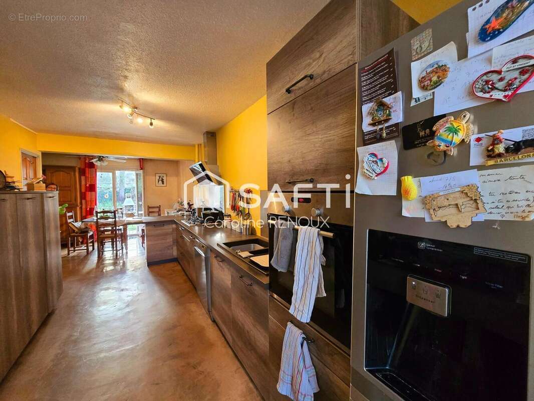 Photo 3 - Maison à LA ROQUE-D&#039;ANTHERON