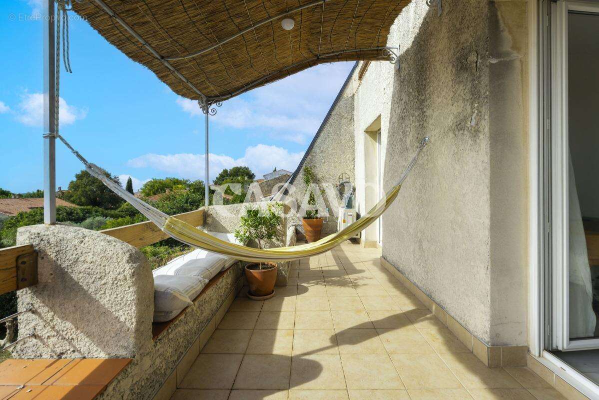 Appartement à EGUILLES