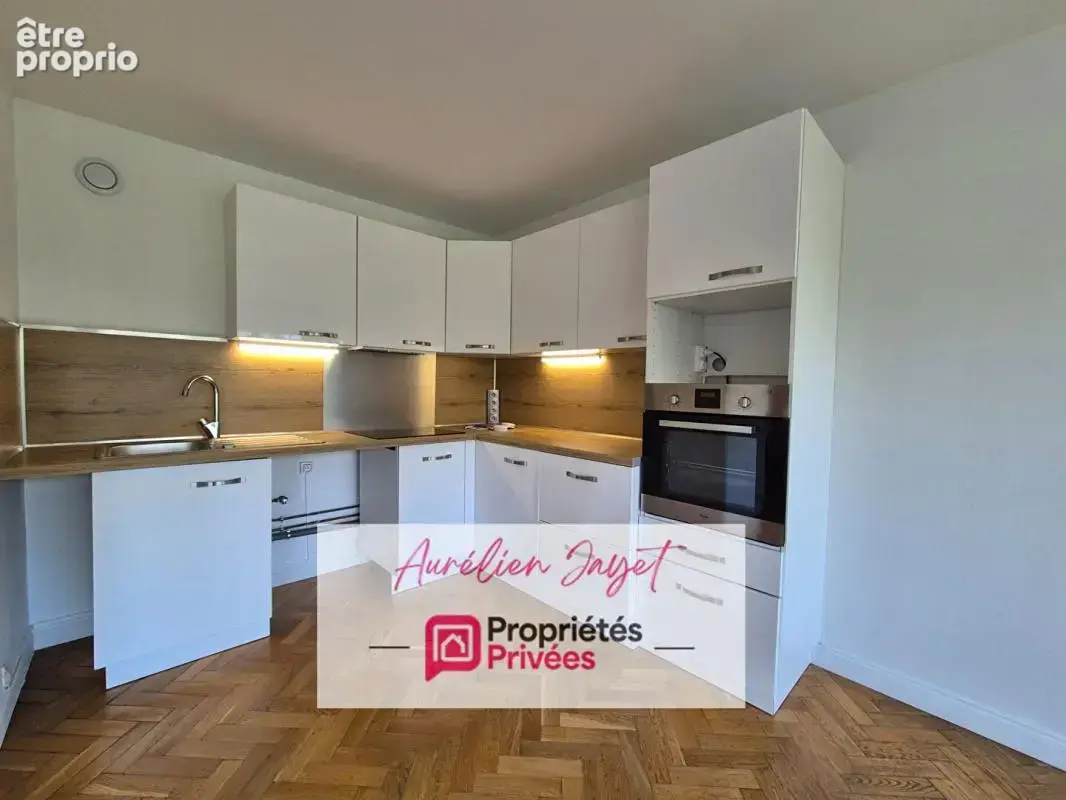 secteur Université Gare, Appartement 96 m²  4 chambres, parking - photo 5