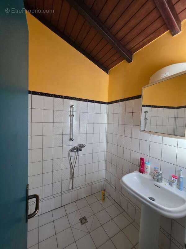 Maison à BAIE-MAHAULT