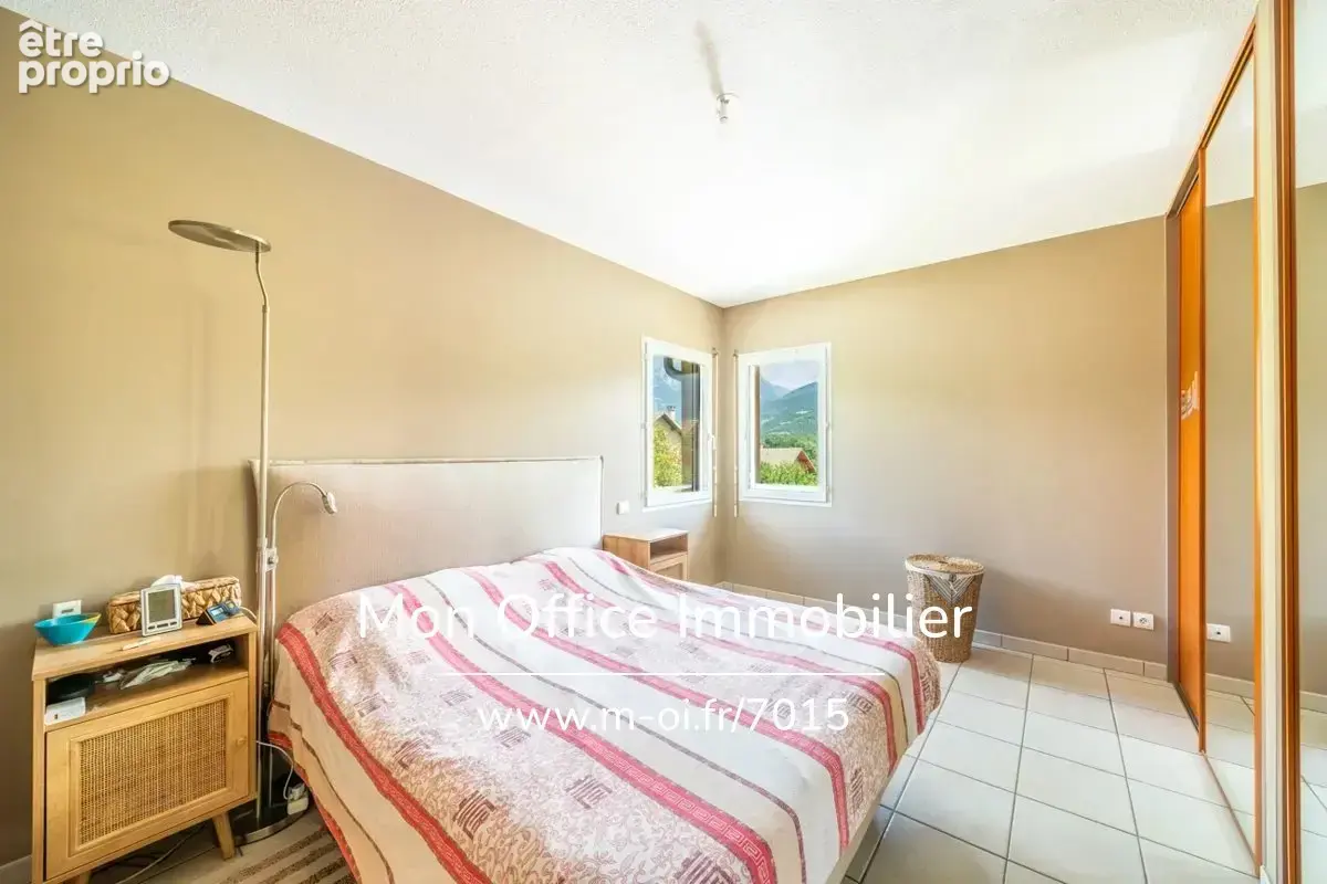 Référence : 7015-EBO. - Maison 4 pièces 96 m2 habitable et 160 m2 au sol avec jardin proche plan d'eau - photo 7