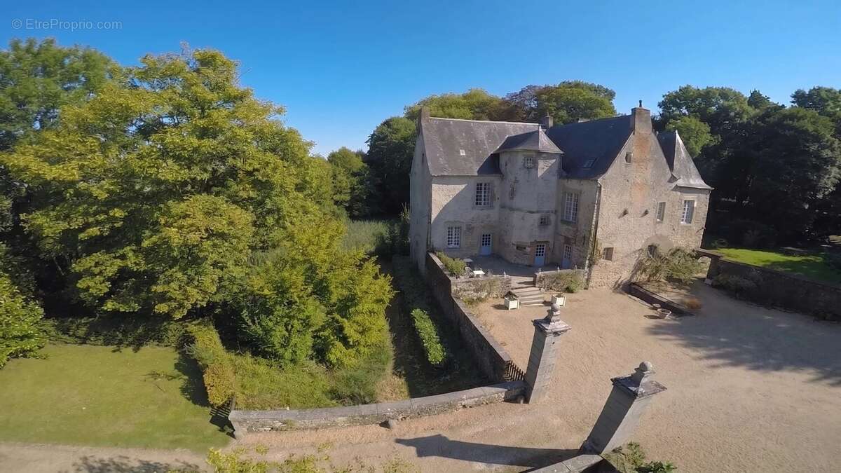 Maison à LAVAL