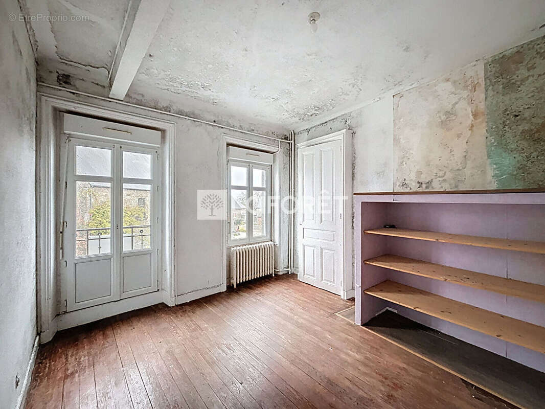 Maison à BELLOU-EN-HOULME