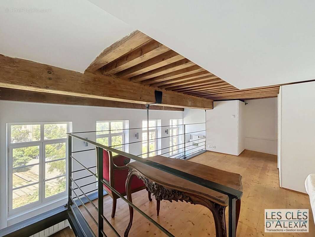 En exclusivité - t2 bis - lyon 1 - au coeur des pentes de la croix rousse - photo 12