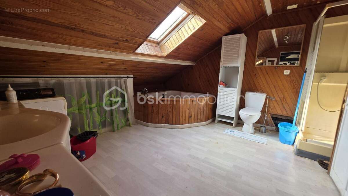 Appartement F3 - 50 m2 - 2 chambres -  jardin privatif 150 m2 - photo 8