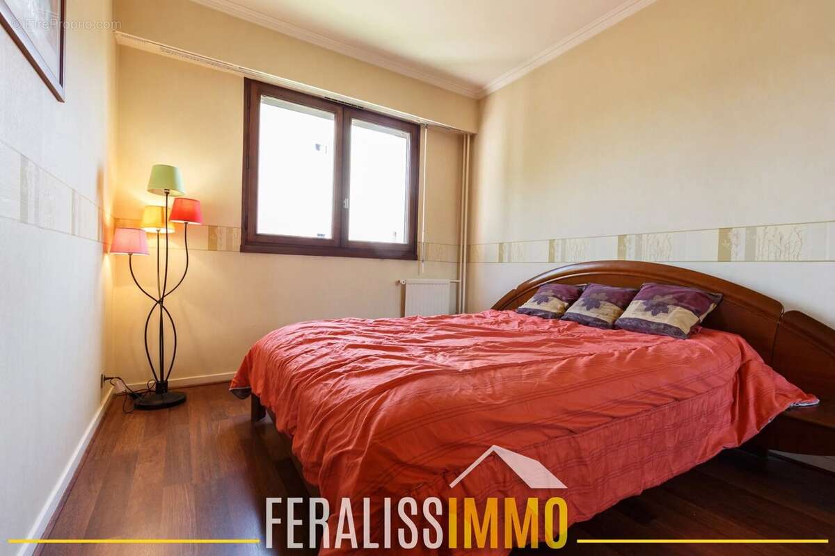 Appartement F2/F3 avec balcon, parking et cave - Emplacemen - photo 9