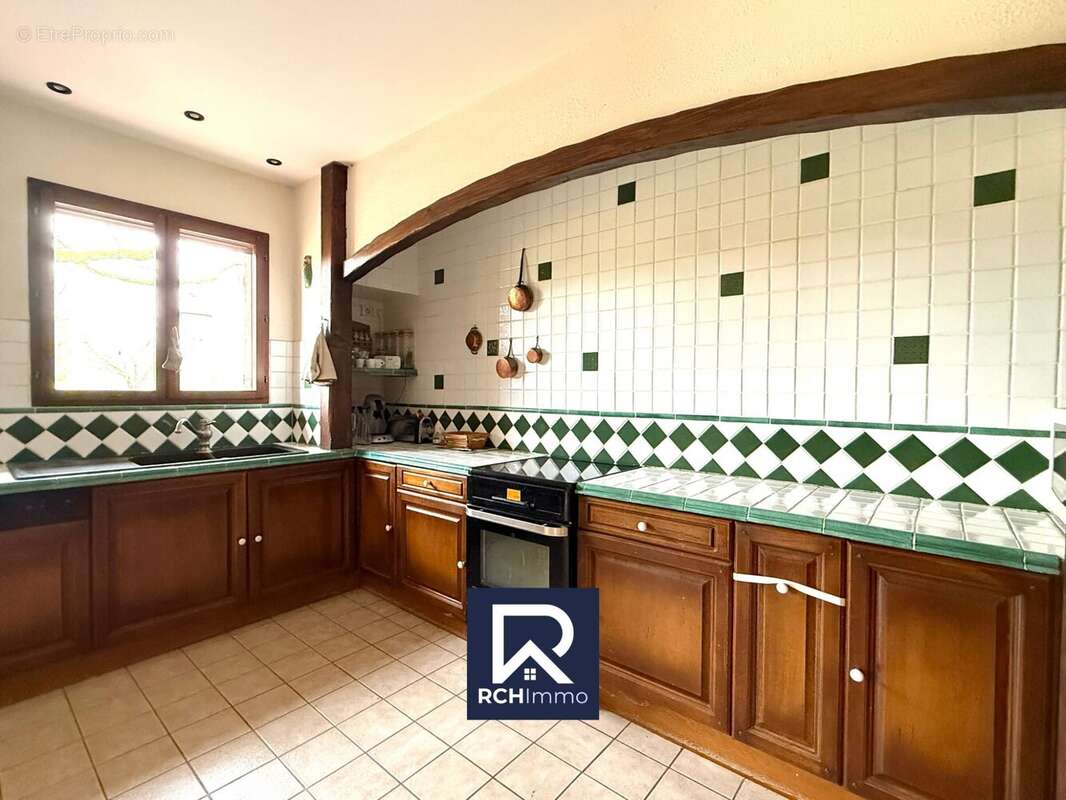 Maison à OYTIER-SAINT-OBLAS