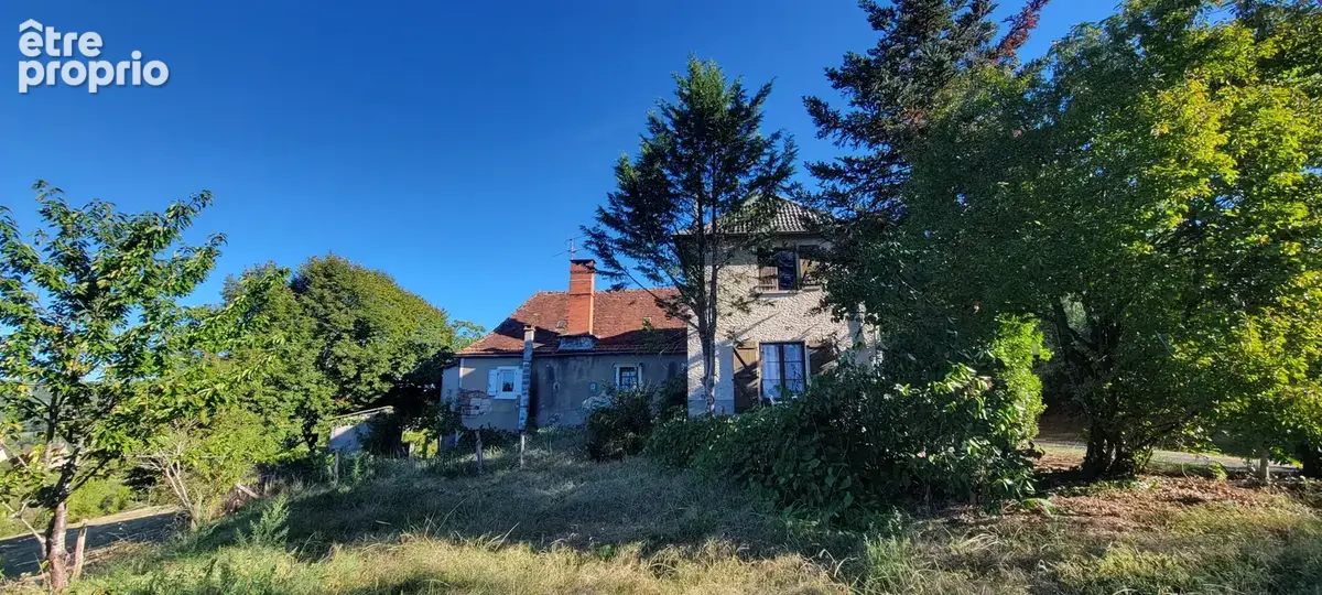 Maison à SAINT-BAZILE-DE-MEYSSAC