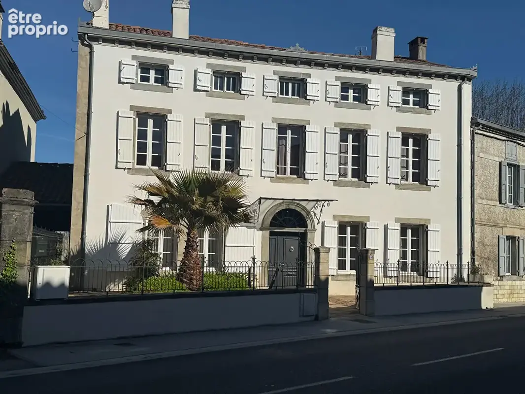 Photo Maison à Varilhes au prix de 449 000€