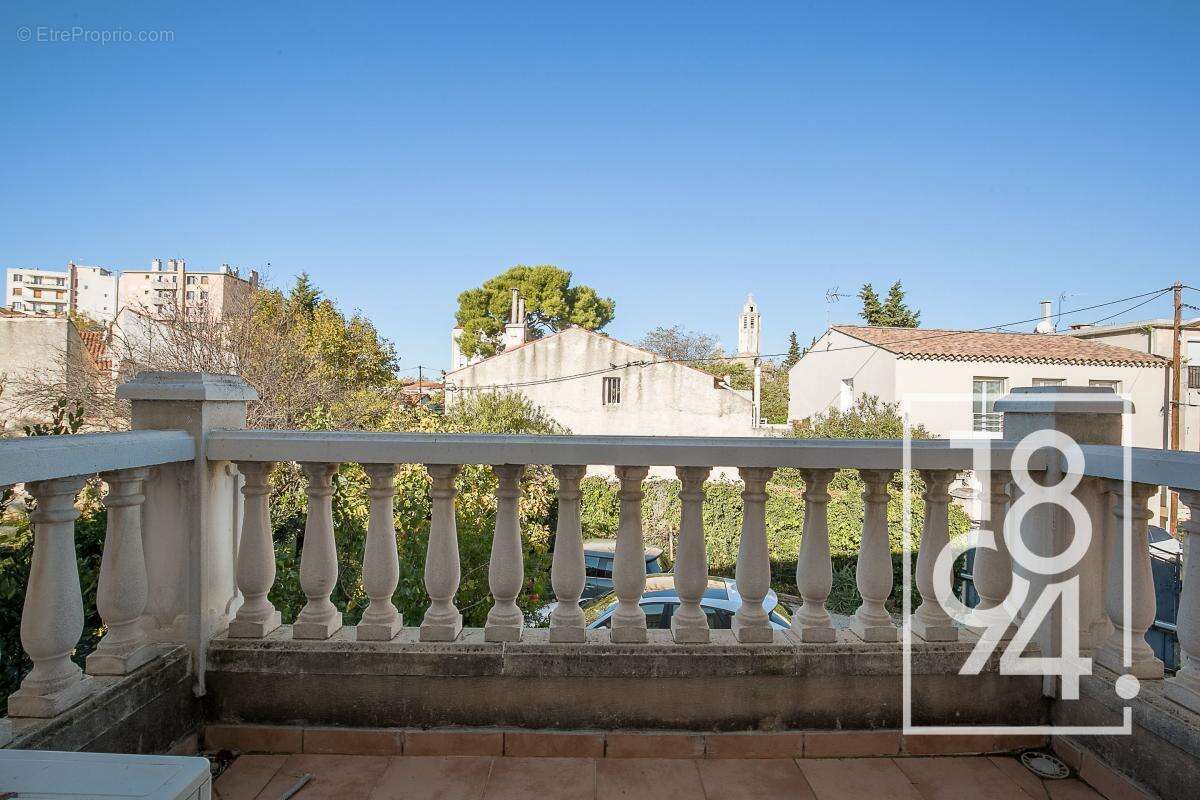 Maison à MARSEILLE-4E